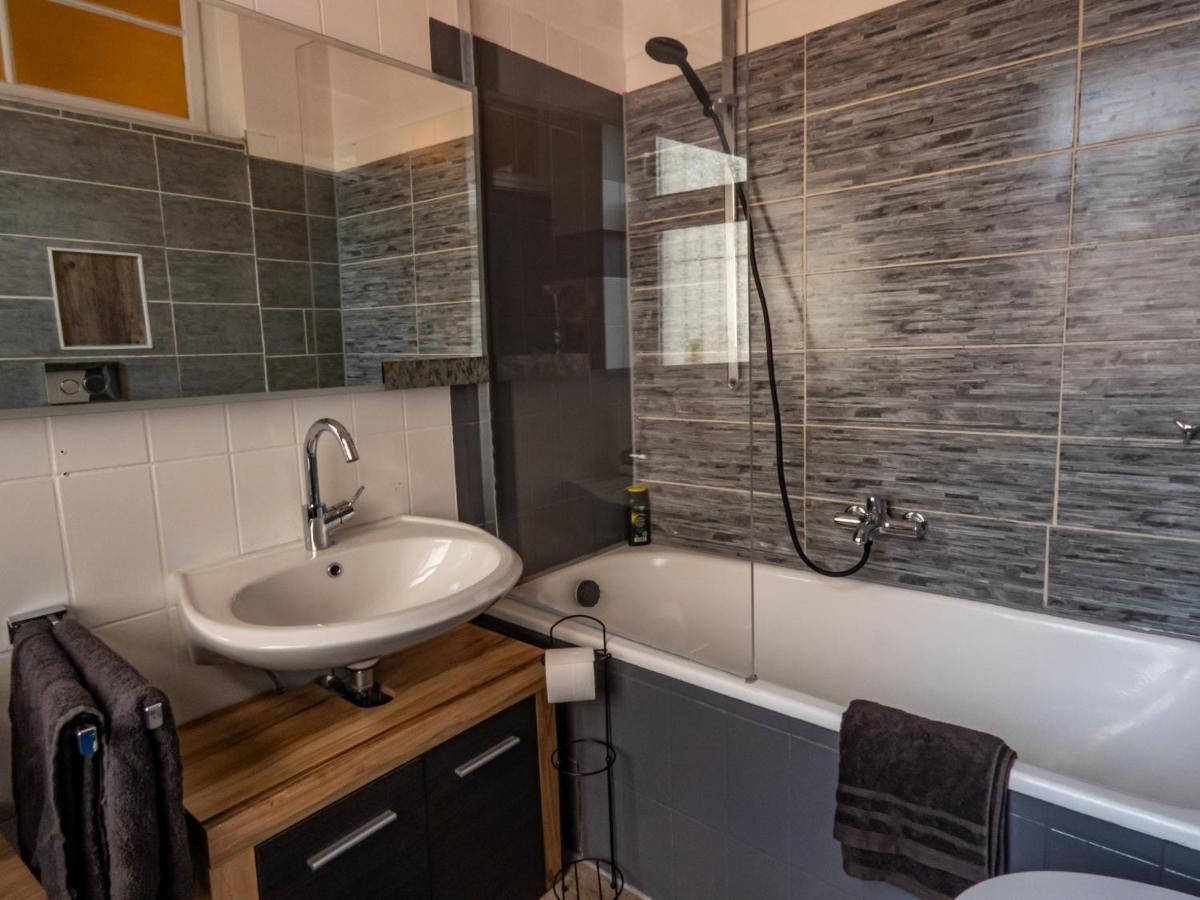 #213 Lux-Room - Zentrum Neuss - Naehe Duesseldorf Messe Mit Netflix & Prime Exterior foto